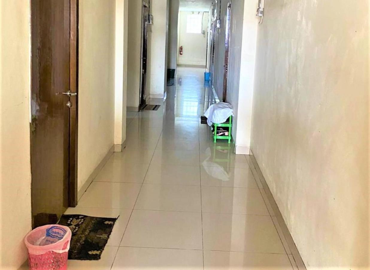 Guest House Onta Baru Makassar Exterior photo